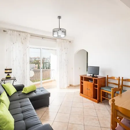 - 3 Bedrooms - Free Wifi アパート アルブフェイラ